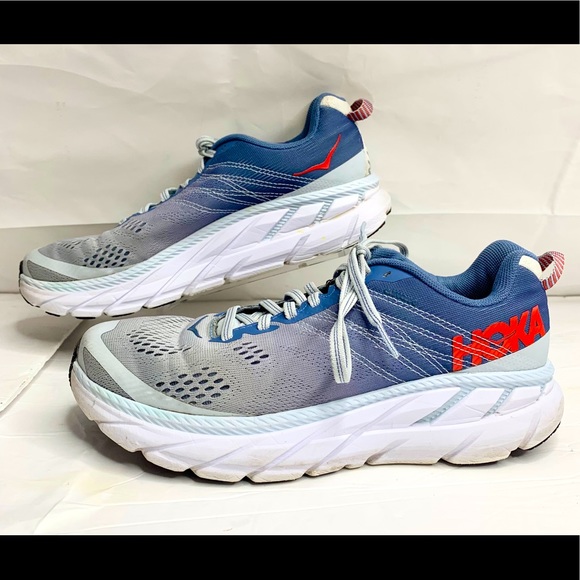 hoka one one women's size 8